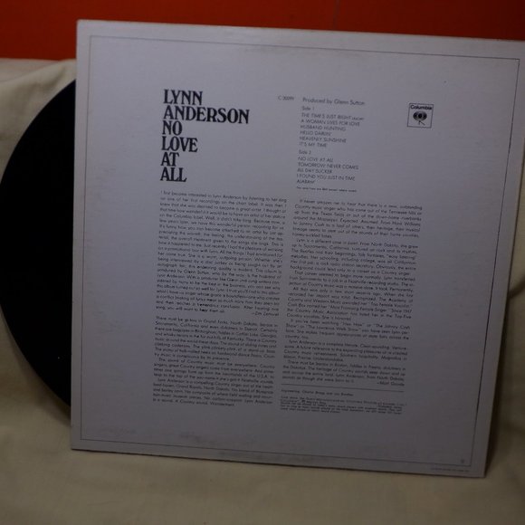 ~~~ LYNN ANDERSON ~~~ No Love At All - Picture 2 of 2